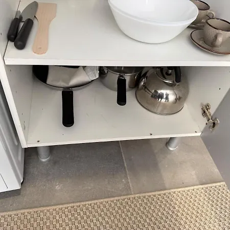 With Private Garden 2 Min Walk To The Strip *